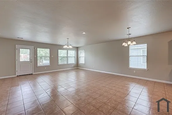 7722 Shavano Ln — Photo 12