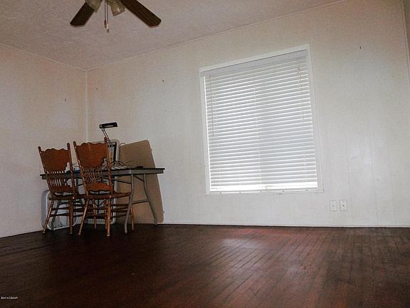 4th image of 360 Phoenix Ave