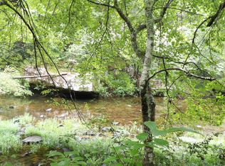 5 Hemlock Bluff Way, Deer Lodge, TN 37726