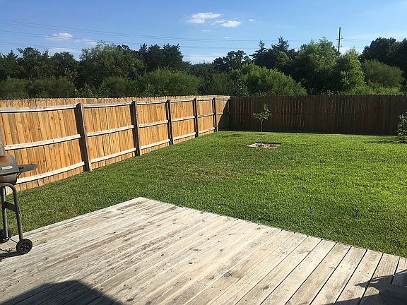 No neighbors behind you!