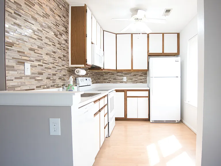 2016 Foxmeadow Cir #2016 — Photo 1