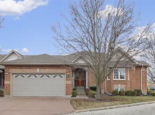 32 Robson Rd #7, Leamington, ON N8H2M9