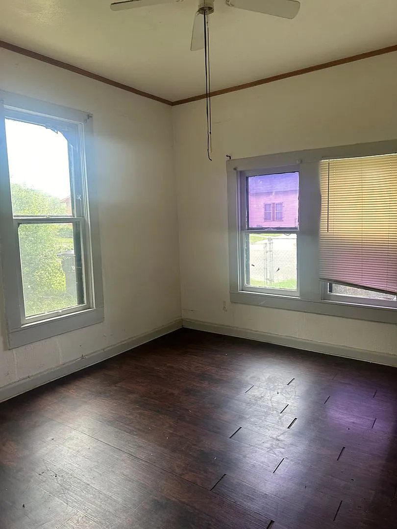 Bonus room, East Waco — Photo 2