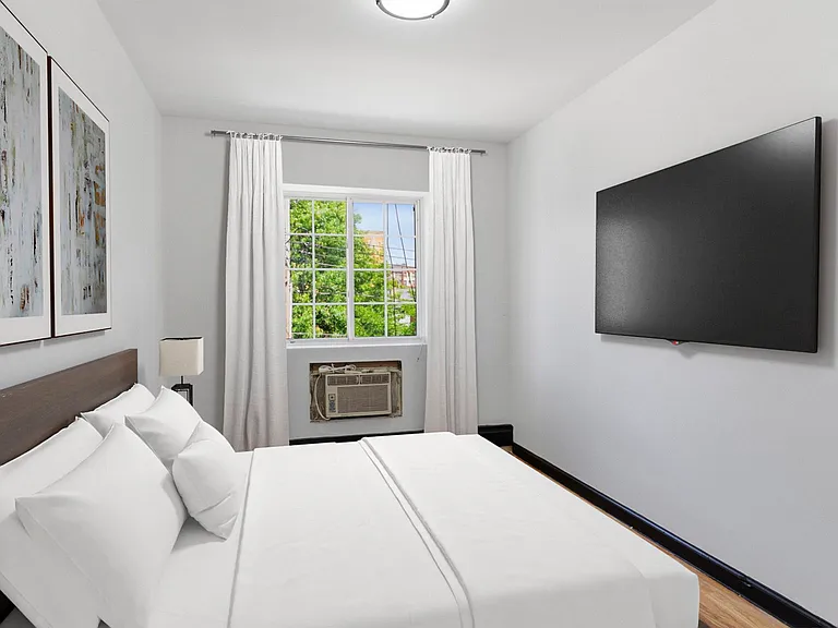 1604 Brooklyn Ave #3 — Photo 8