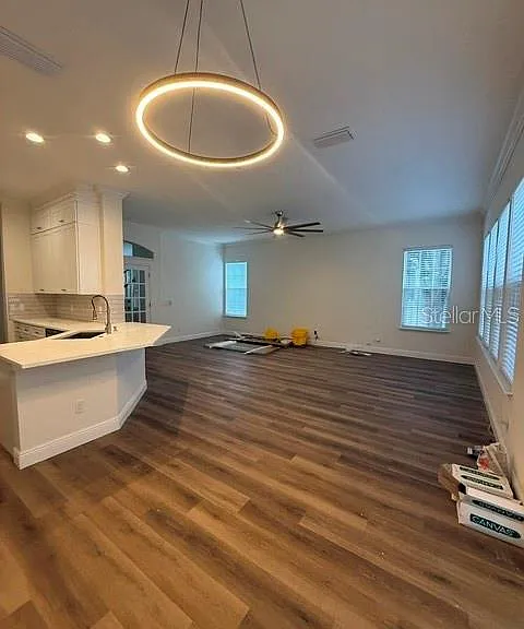 912 Waterside Dr — Photo 5