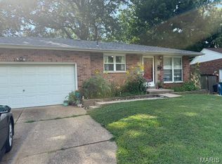 8327 Lonkar Dr, Saint Louis, MO