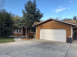 1413 W Pear Ave, Selah, WA 98942