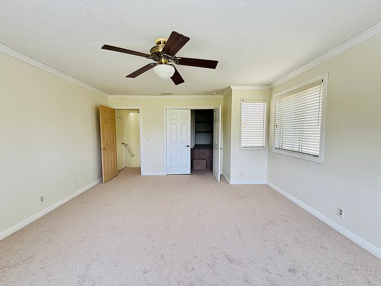 1510 Hallgreen Dr — Photo 20