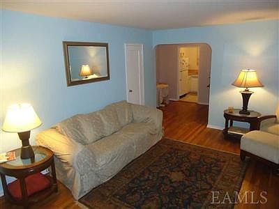 4th image of 92 Rumsey Ave #1B