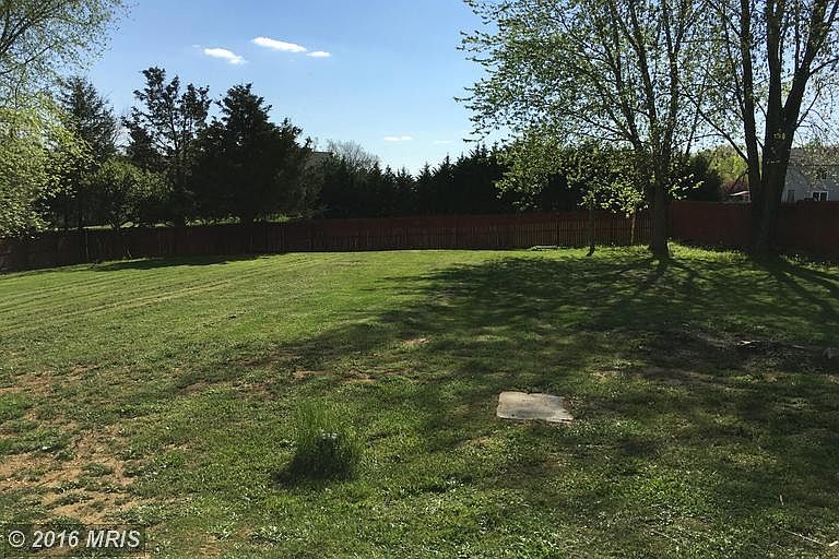 2nd image of 1865 Red Toad Rd