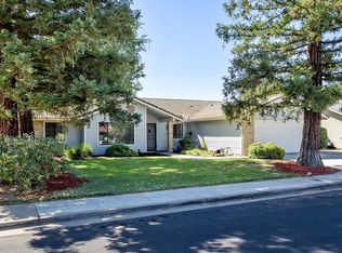 2332 Stuart Ave, Clovis, CA 93611