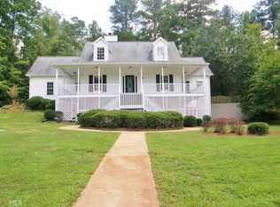 320 Butterfield Ln, Fayetteville, GA 30214