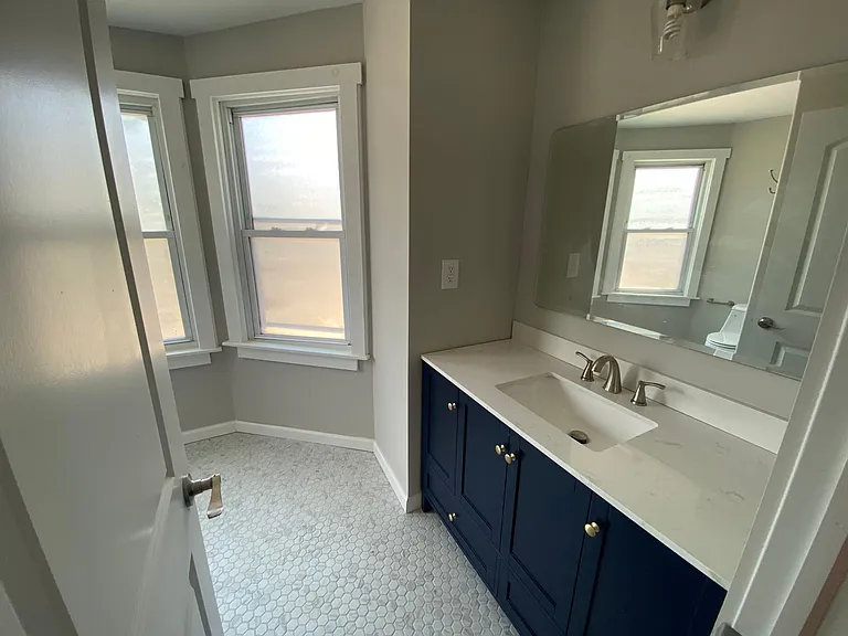 42 Madison St — Photo 10