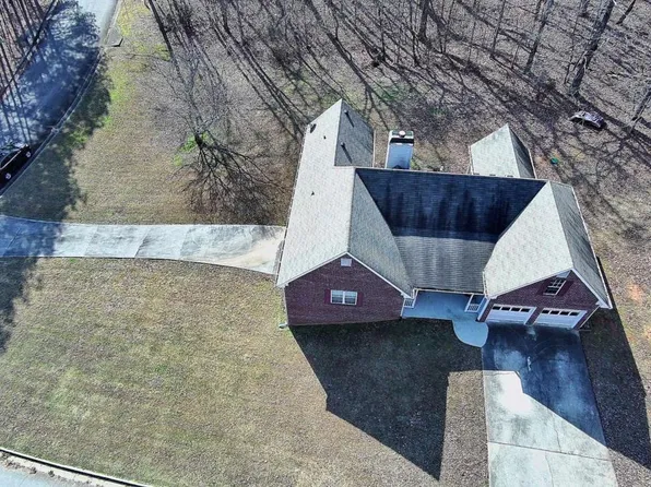 7849 Ponderosa Trce, Winston, GA 30187