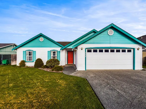 377 Francesco Pl, Fortuna, CA 95540