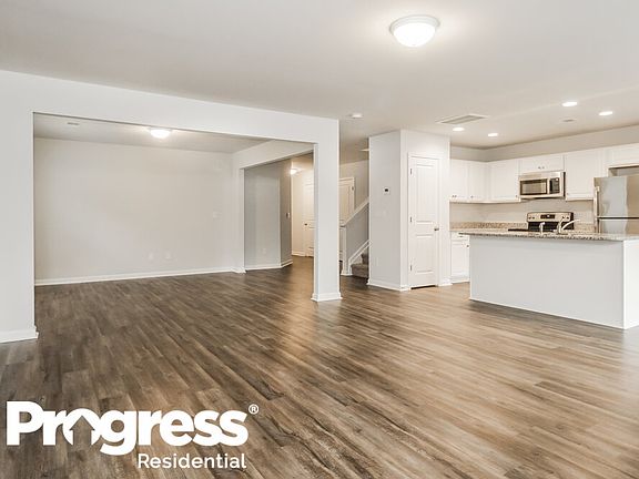 4th image of 472 Pollyanna Dr