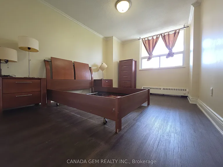 5949 Yonge St #506 — Photo 17