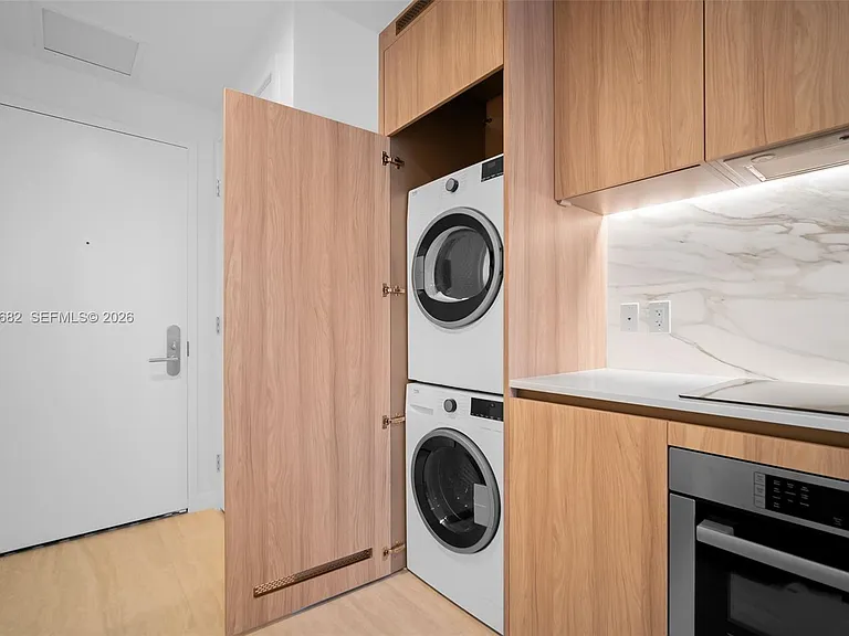 77 SE 5th St #2313 — Photo 13
