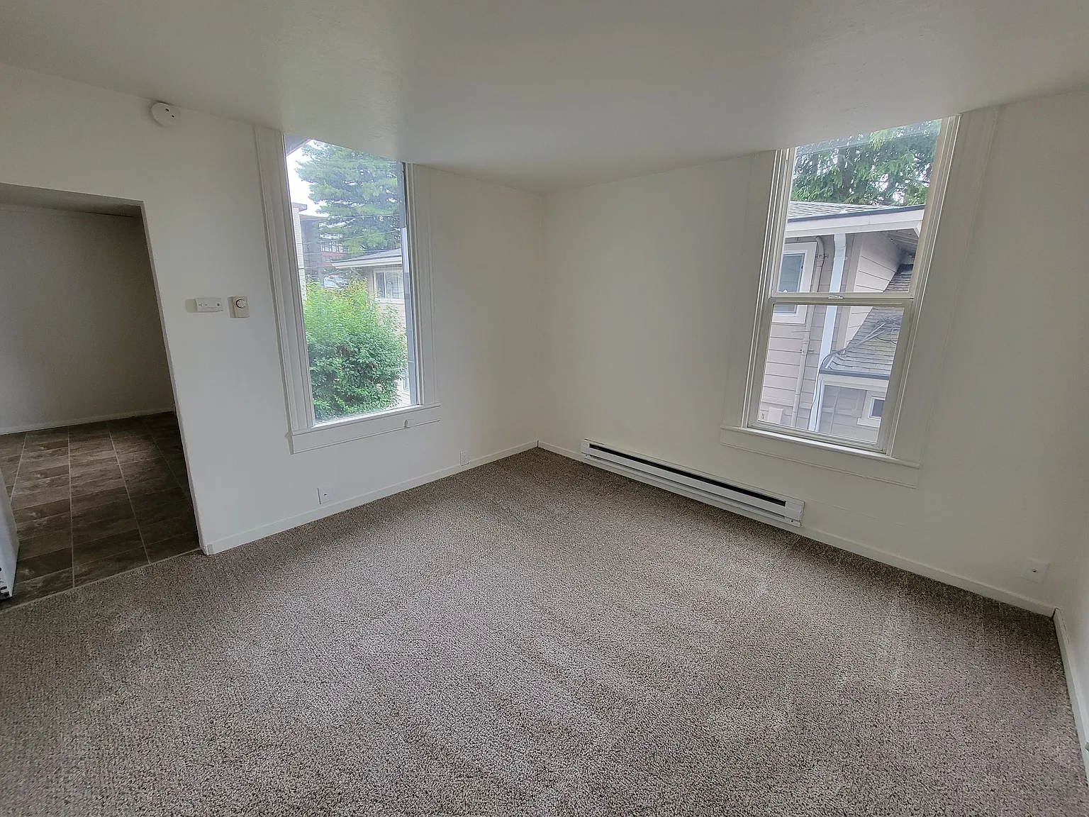 Studio, 600 sqft, $900 — Photo 2
