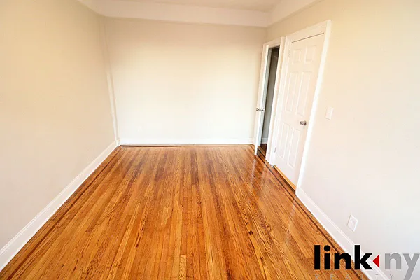 Rented by Link NY Realty | media 19