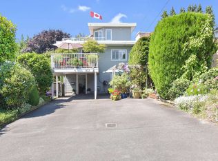 933 Habgood St, White Rock, BC