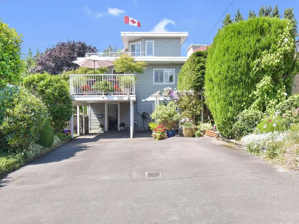 933 Habgood St, White Rock, BC V4B 4W5