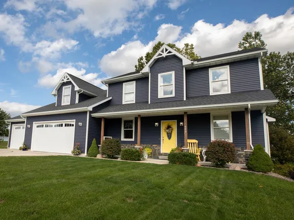 645 Heritage St, Argos, IN 46501