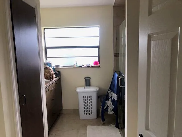 7960 Chula Vista Cres — Photo 16