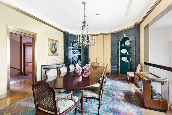 Sold by Centric Property Group | media 10