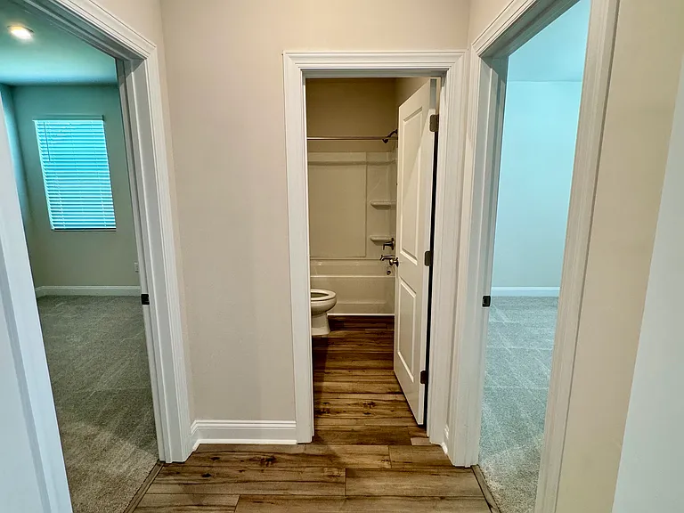7449 Linda Vista Ln — Photo 5