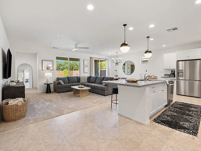 51805 Pinnacle Vista Dr — Photo 26