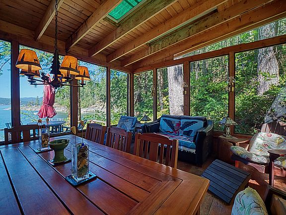 14th image of this home