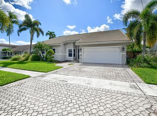 23352 Lago Mar Circle, Boca Raton, FL 33433