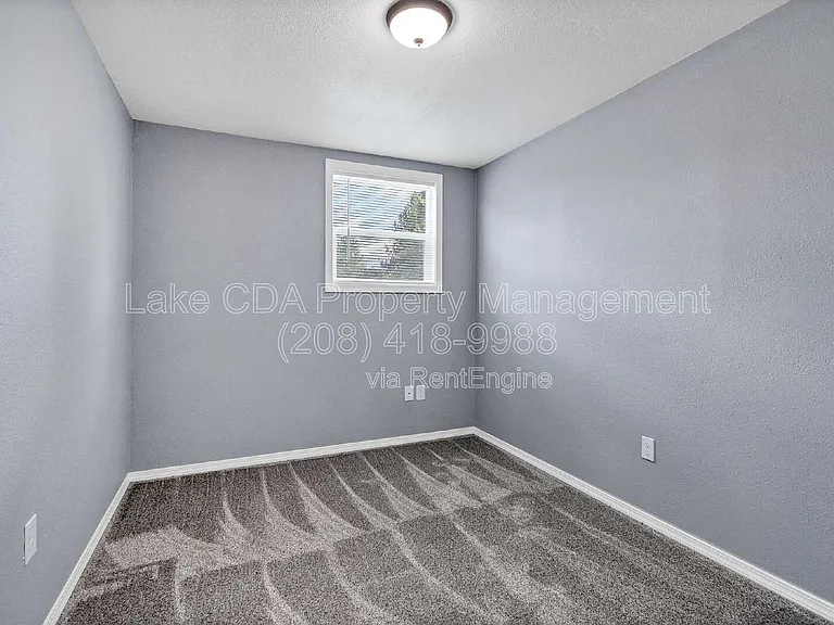 1423 E Lunceford Ln #2 — Photo 16