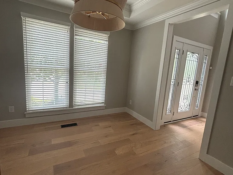 5907 Skyline Dr — Photo 8