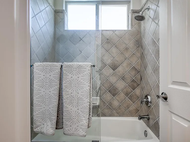 704 Hunt Ave — Photo 58