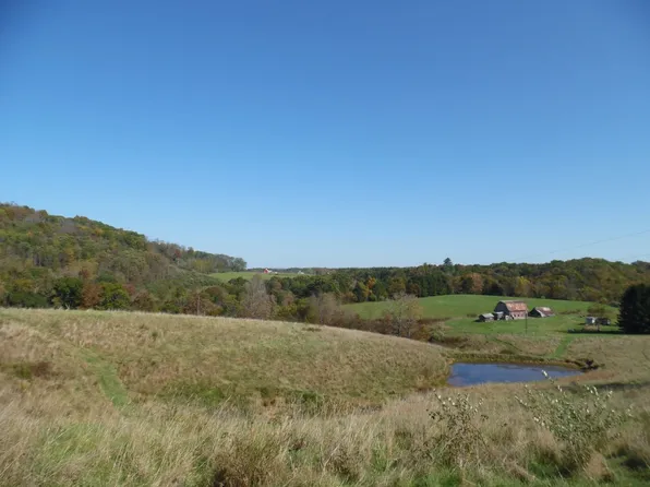 125 E The Pines Dr, Marlinton, WV 24954