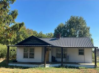 12644 Fm 196, Deport, TX 75435