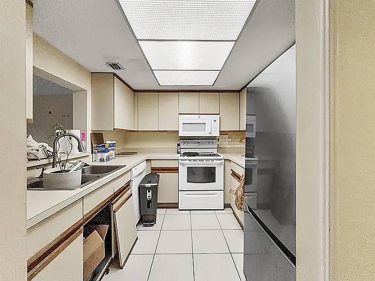 65 Deer Creek Rd #H206 — Photo 4
