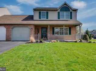 141 S View Rd, Fleetwood, PA 19522