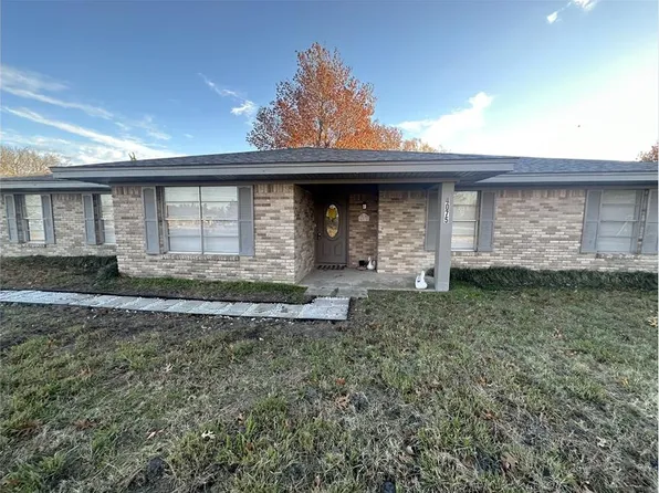 4075 Old Bonham Rd, Paris, TX 75460