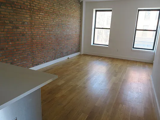 Rented by Nest Seekers International | media 15