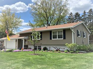 1908 Avalon Dr, Waukesha, WI 53186