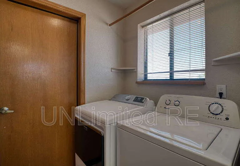 2512 Cisco Dr S — Photo 59