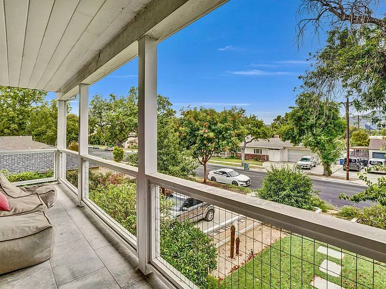 2909 W Clark Ave — Photo 17