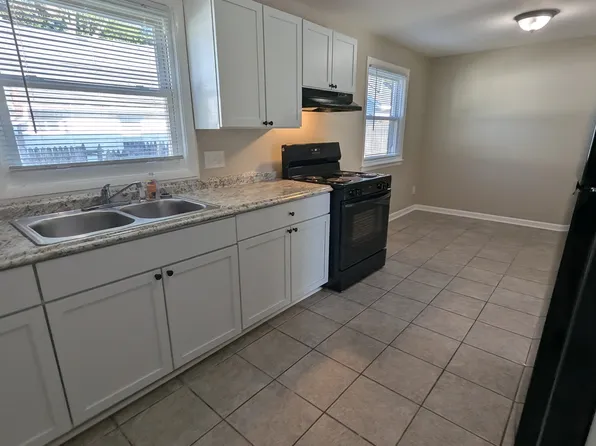 534-582 Denise Rd #562, Rochester, NY 14616