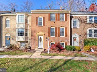 7012 Braddock Mews Pl, Springfield, VA 22151