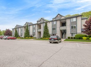 18372 N Ridge Ct APT 10, Spring Lake, MI 49456