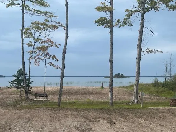 E Nicole Ln, Goetzville, MI 49736