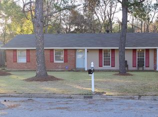 1900 Worley Ln, Montgomery, AL 36106